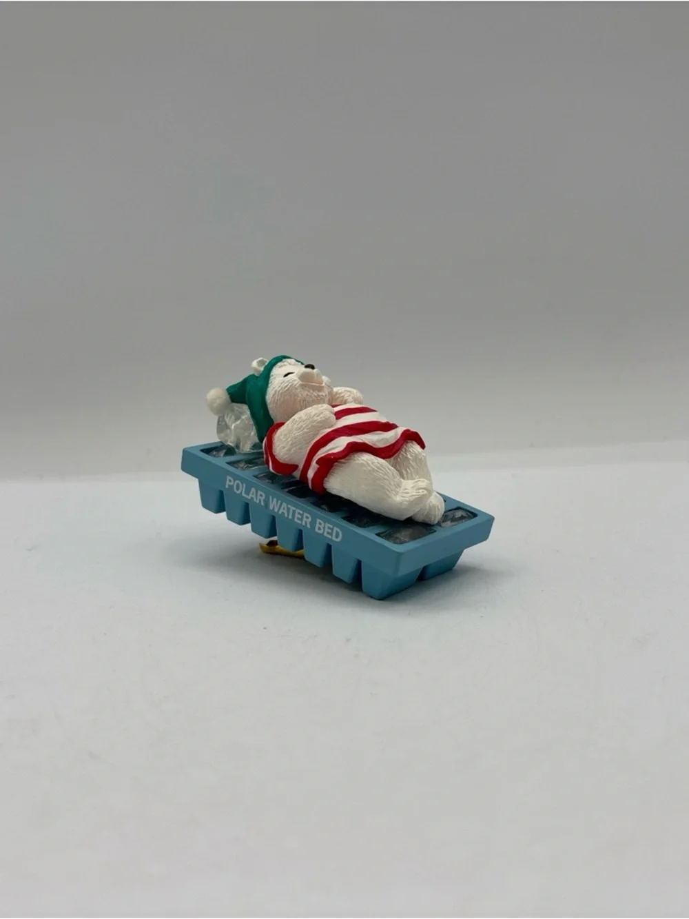 Hallmark Keepsake Ornament Dated 1993 Vintage Water Bed Snooze Handcrafted EUC‎